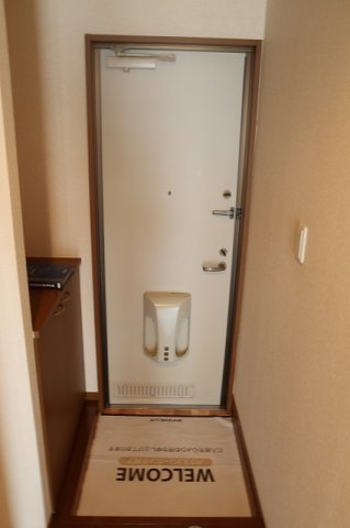 玄関　スッキリまとまった玄関です