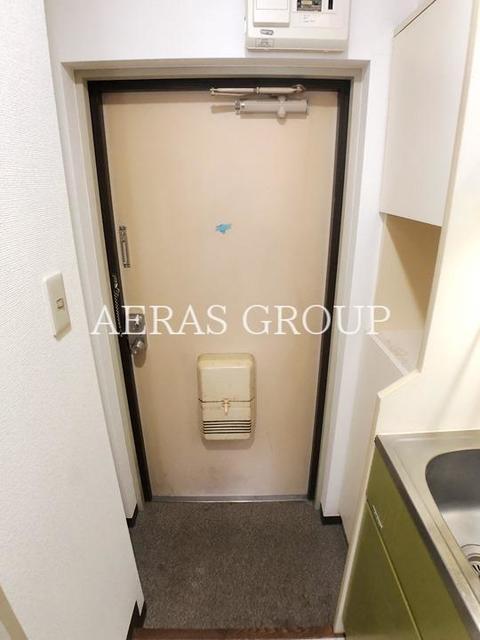 玄関　別部屋同仕様