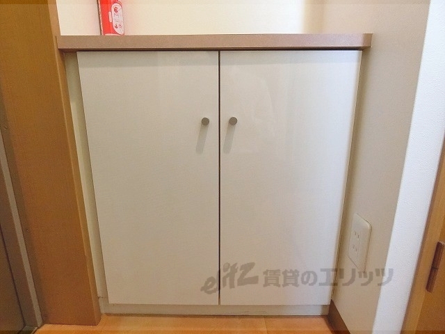 収納　下駄箱
