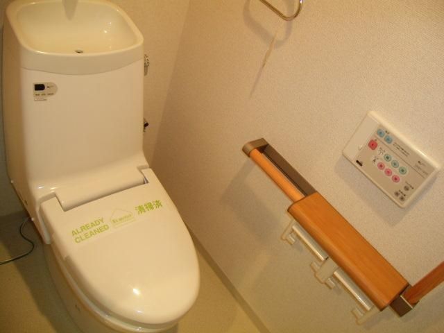 トイレ　★ウォシュレット機能★