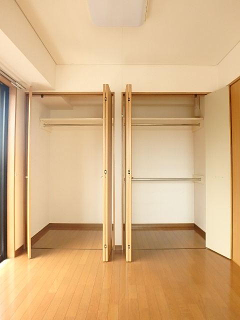 収納　図面と現状に相違がある場合には現状を優先