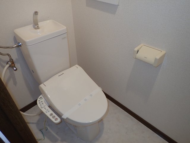 トイレ　同型モデル