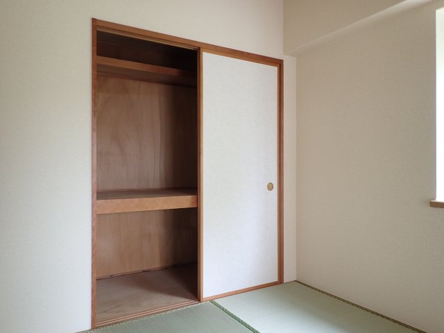 収納　同型モデル