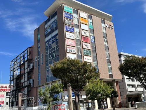 ショッピングセンター　aune港北（ショッピングセンター）まで360m