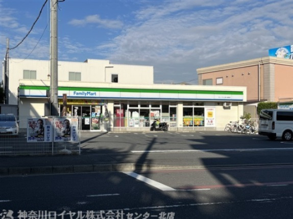 コンビニ　ファミリーマート スリーウェル茅ヶ崎東店（コンビニ）まで368m