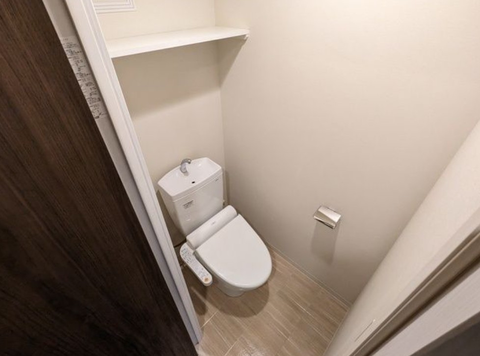 トイレ　※別部屋参考写真