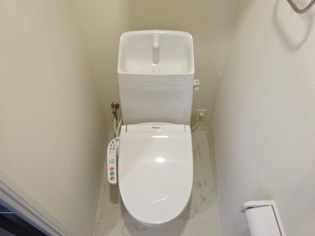 トイレ　シャワー付トイレ