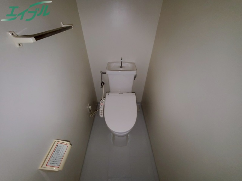 トイレ　別部屋画像参考