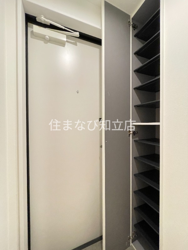 玄関　同型タイプ