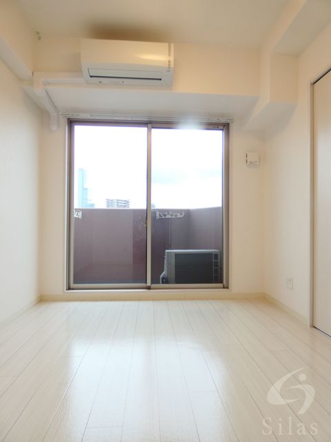 居室・リビング　同仕様施工