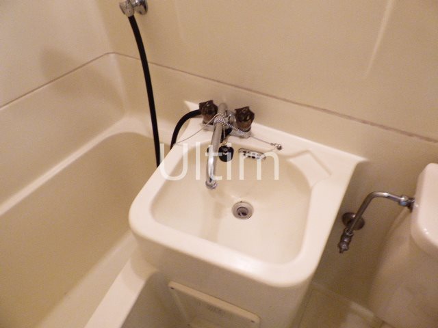 洗面設備　別部屋のお写真です。ご参考までに！
