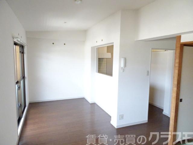 居室・リビング　カウンターキッチンです♪