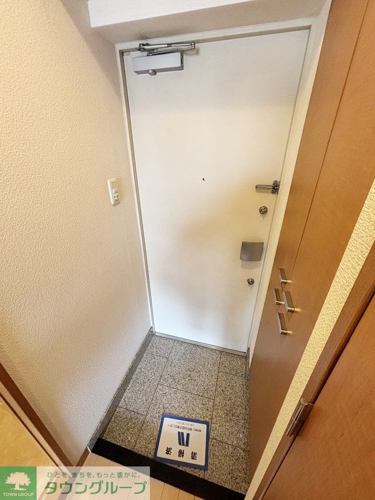 玄関　同タイプ別部屋写真
