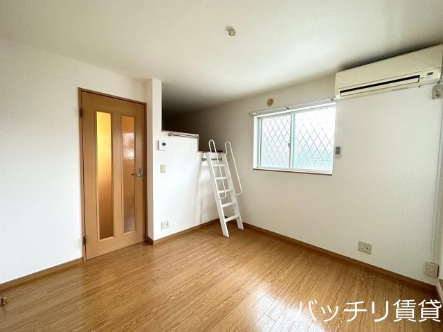 居室・リビング　※別号室イメージの為、現状を優先致します