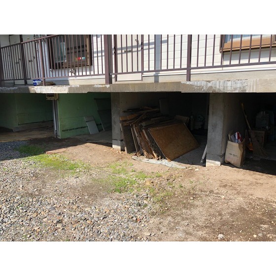 駐車場　駐車場