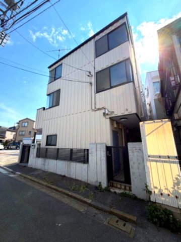 建物外観　(2)建物外観