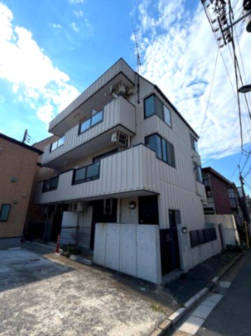 建物外観　(1)建物外観
