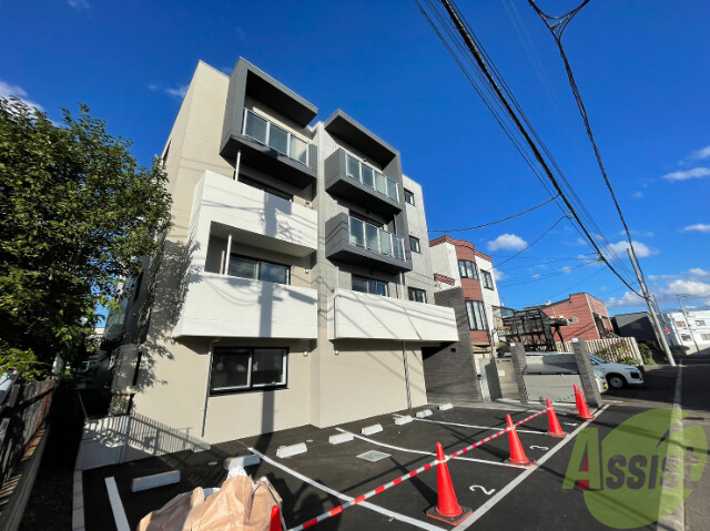 建物外観　札幌市西区発寒１０条「グランループ発寒」