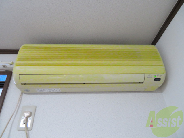 その他設備　あらかじめエアコンがついています。夏も冬も快適ですよ。