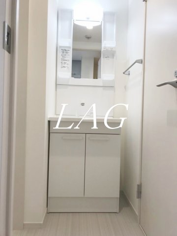 洗面設備　洗面台です。