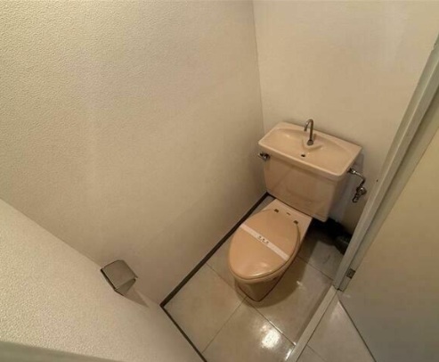 トイレ　個室トイレで快適！
