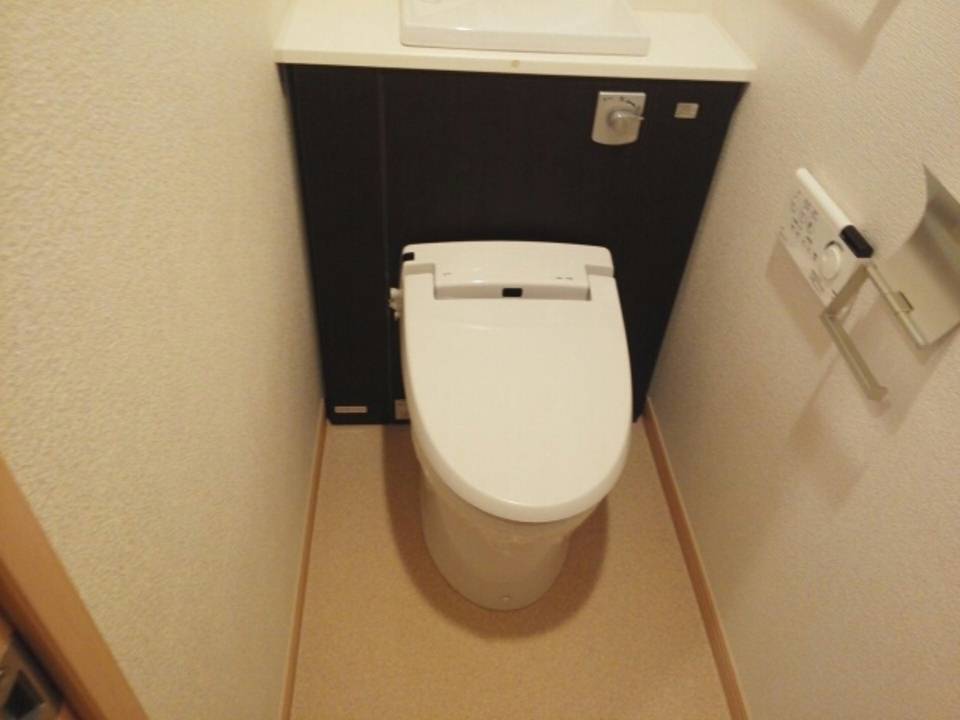 トイレ　トイレ