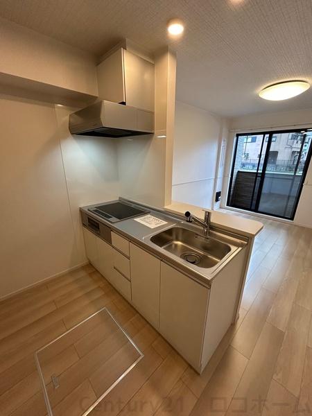 TK Residence 1のキッチン写真