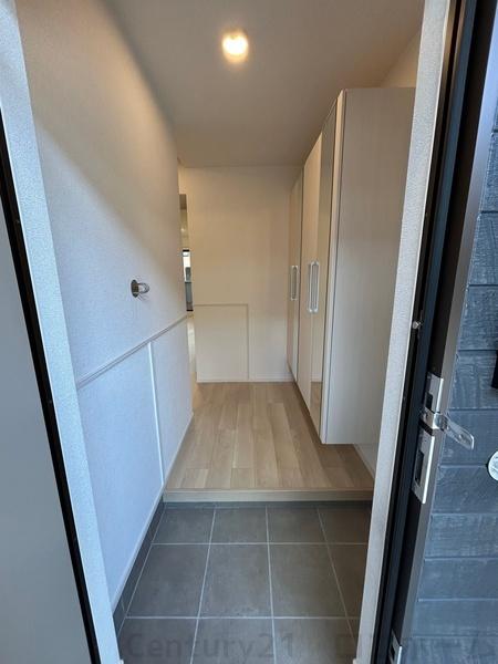 TK Residence 1の玄関写真
