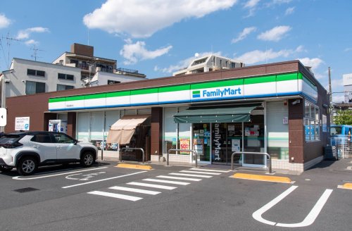 コンビニ　ファミリーマート 世田谷廻沢店（コンビニ）まで336m