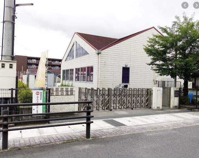 幼稚園・保育園　栗東市立 治田児童館（幼稚園・保育園）まで297m