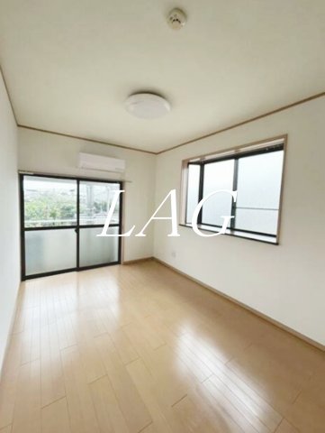 居室・リビング　洋室のお部屋です。