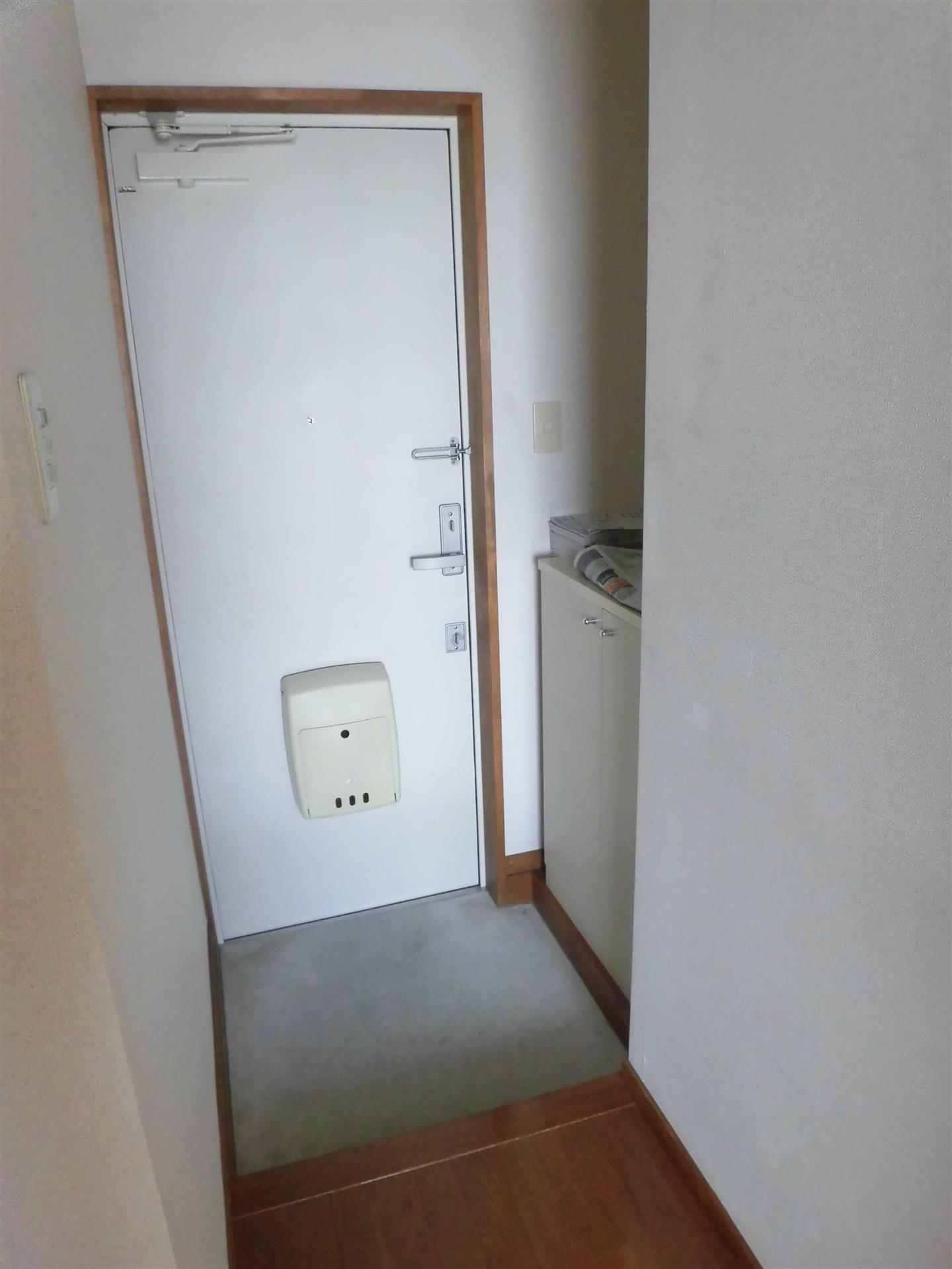玄関　玄関収納