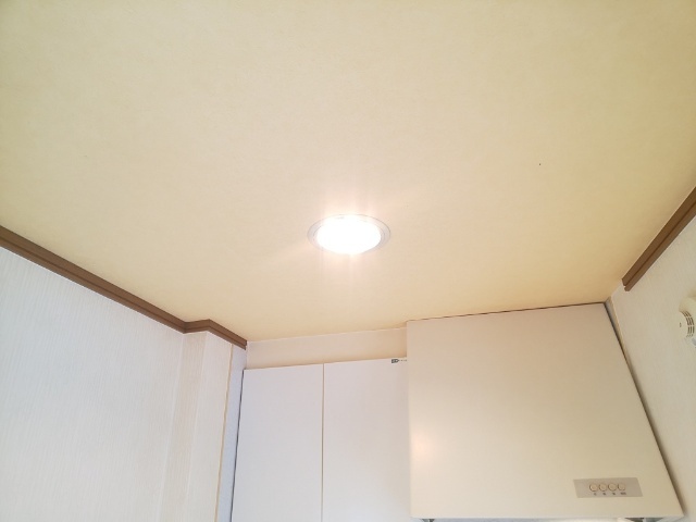 収納　キッチン上部収納