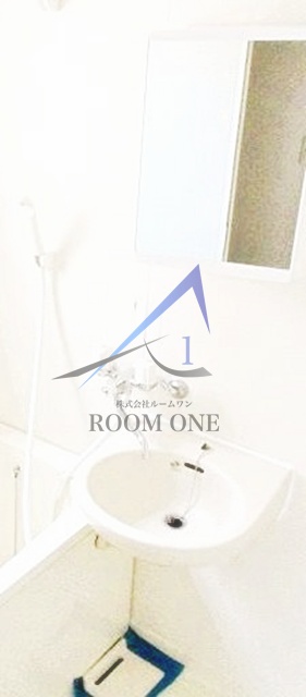 洗面設備　洗面台です。