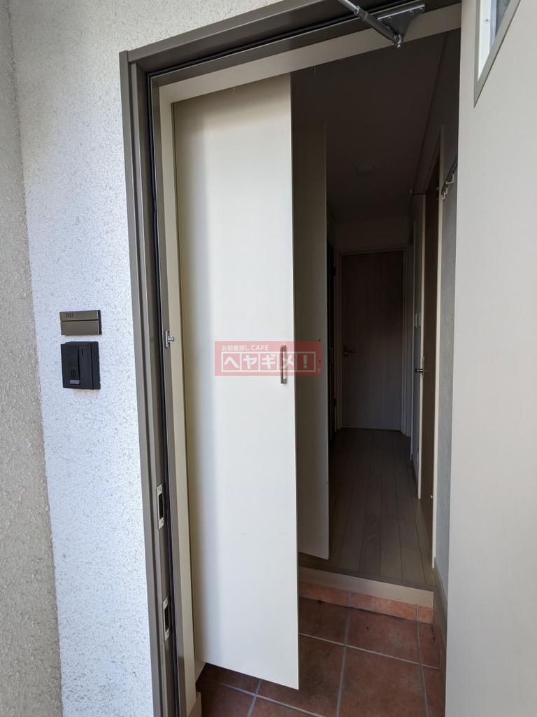 玄関　玄関