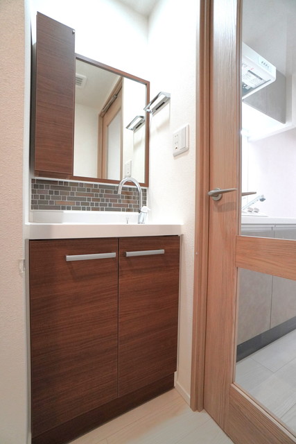 洗面設備　※写真は同タイプ住戸です。