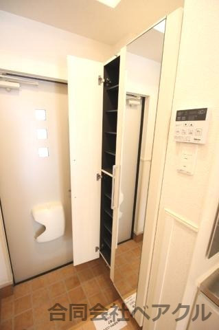 収納　たっぷりとした収納スペースです