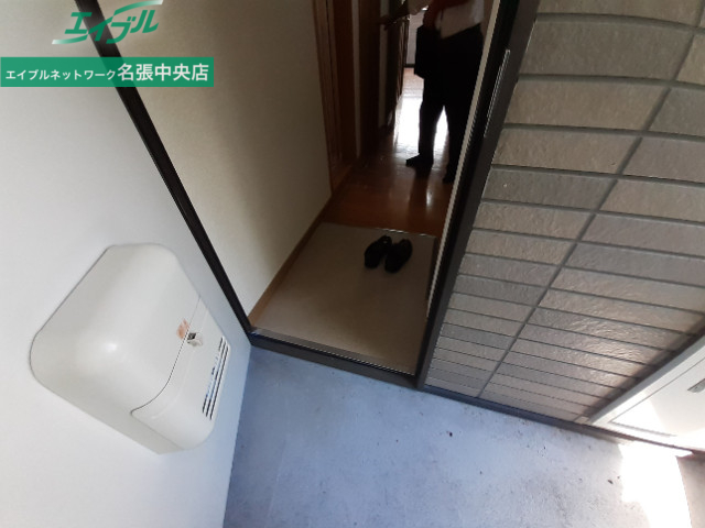玄関　同物件別室