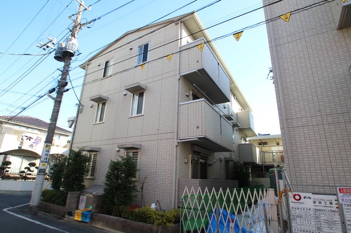 建物外観　人気のオートロック付き物件♪