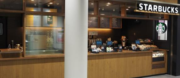 飲食店　スターバックスコーヒー新大久保駅店（飲食店）まで333m