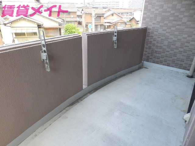 バルコニー　別部屋反転写真
