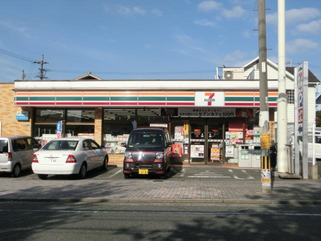 コンビニ　セブンイレブン（コンビニ）まで450m