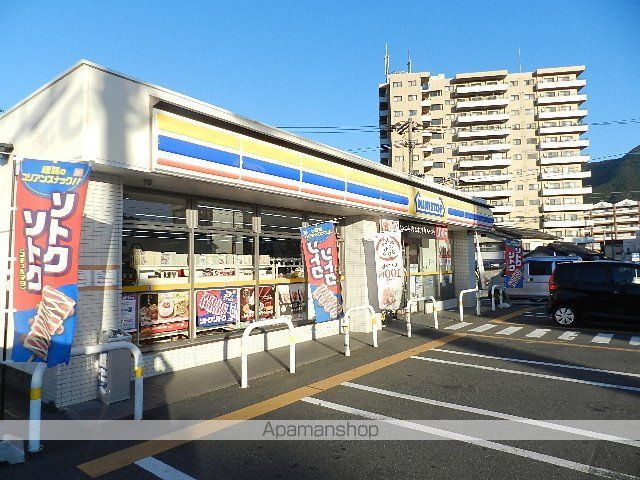 コンビニ　ミニストップ小倉三郎丸店（コンビニ）まで82m