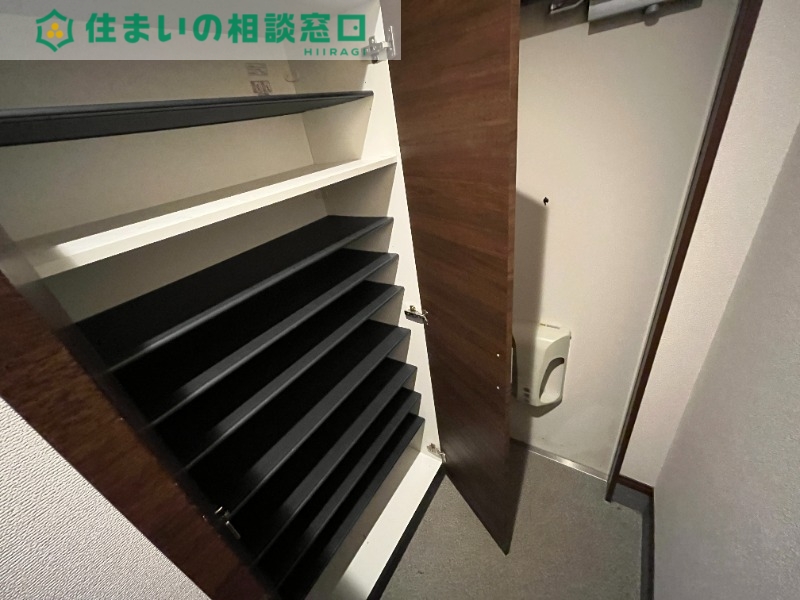 収納　同型
