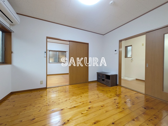 居室・リビング　開放感のあるゆったりとしたお部屋です♪