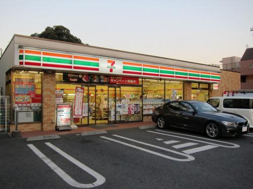 コンビニ　セブンイレブン 世田谷成城8丁目店（コンビニ）まで619m
