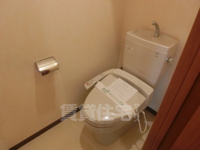 南海高野線 沢ノ町駅 徒歩5分 3階建 築20年のトイレ写真