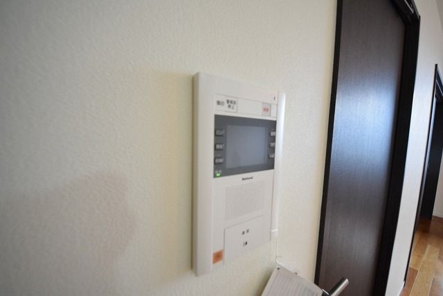 トイレ　※写真は同タイプ住戸です。