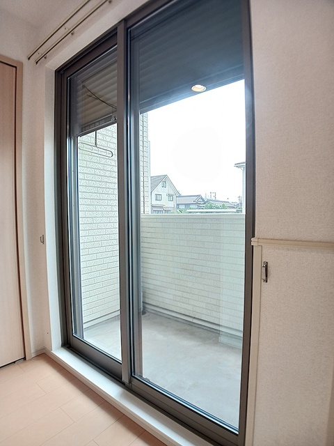 ＪＲ山陽本線 福山駅 バス乗車時間：20分 最寄りバス停で下車 徒歩9分 2階建 築12年の内装写真