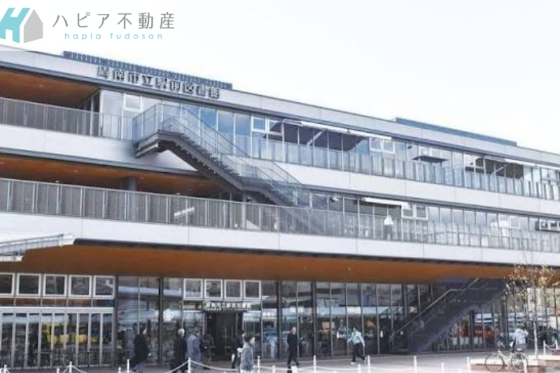 図書館　周南市立徳山駅前図書館（図書館）まで838m